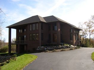 5155 Christine Ct, Ann Arbor, MI 48103