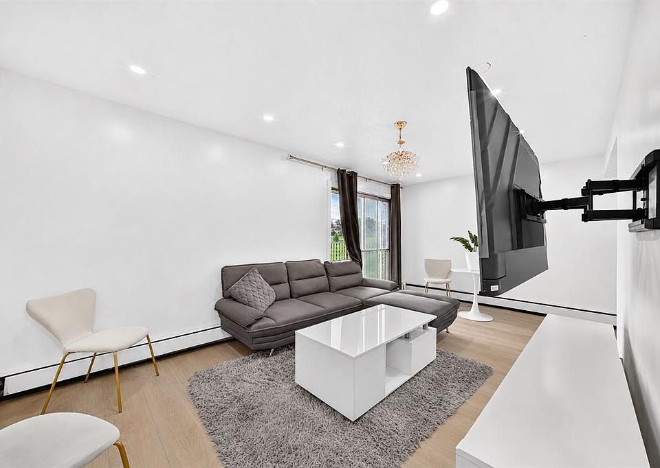 1st image of 4328 W 4th St NW #201