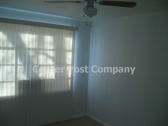2nd image of 321 1/2 Vermont St NE