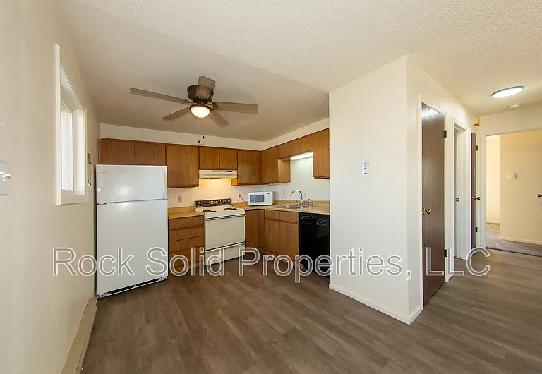 1833 Edgewater Ave #1837 — Photo 7
