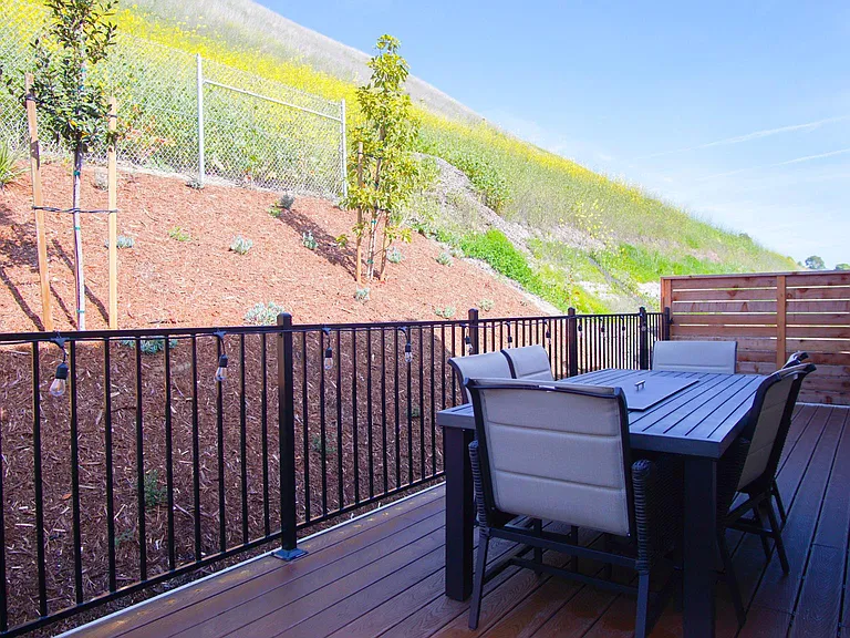 1005 Canyon Ln — Photo 17