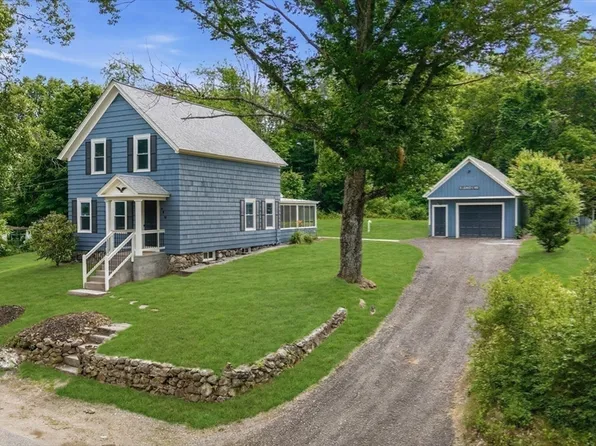 286 Blackstone St, Uxbridge, MA 01569