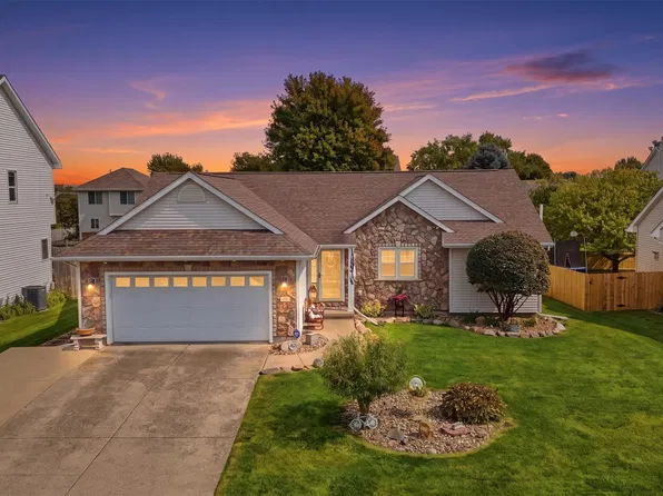 115 Terrace Dr, Waukee, IA 50263