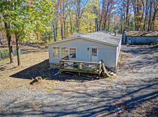 218 Cedar Ln, Greenville, NY 12083