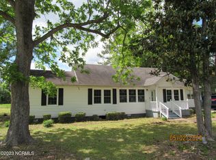 122 Swan Point Rd, Bayboro, NC 28515