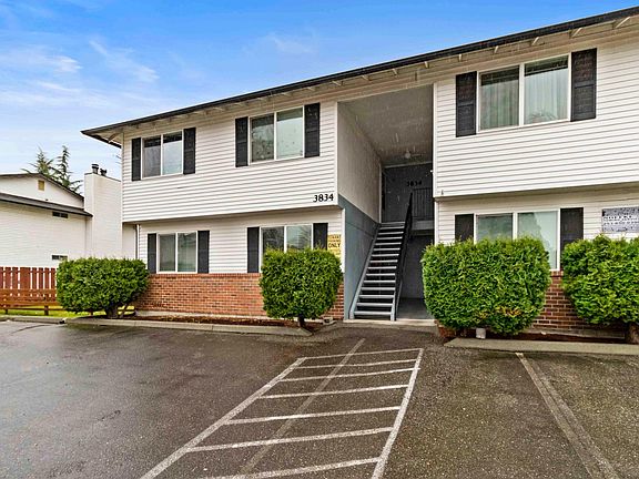 D Place Apartments