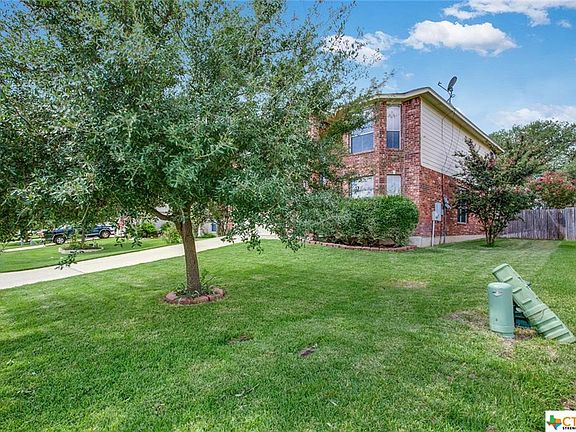 2nd image of 316 Peanut Dr