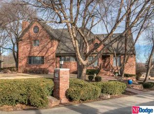 8804 Westover Rd, Omaha, NE 68114