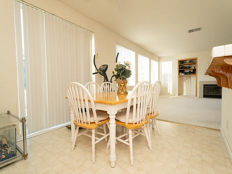 6784 Sunriver Ln — Photo 6