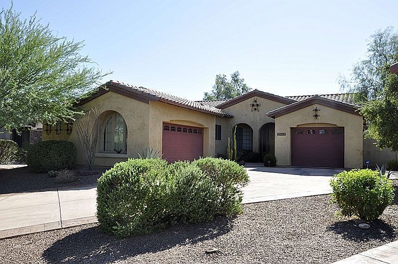 1st image of 2143 E Desert Dr