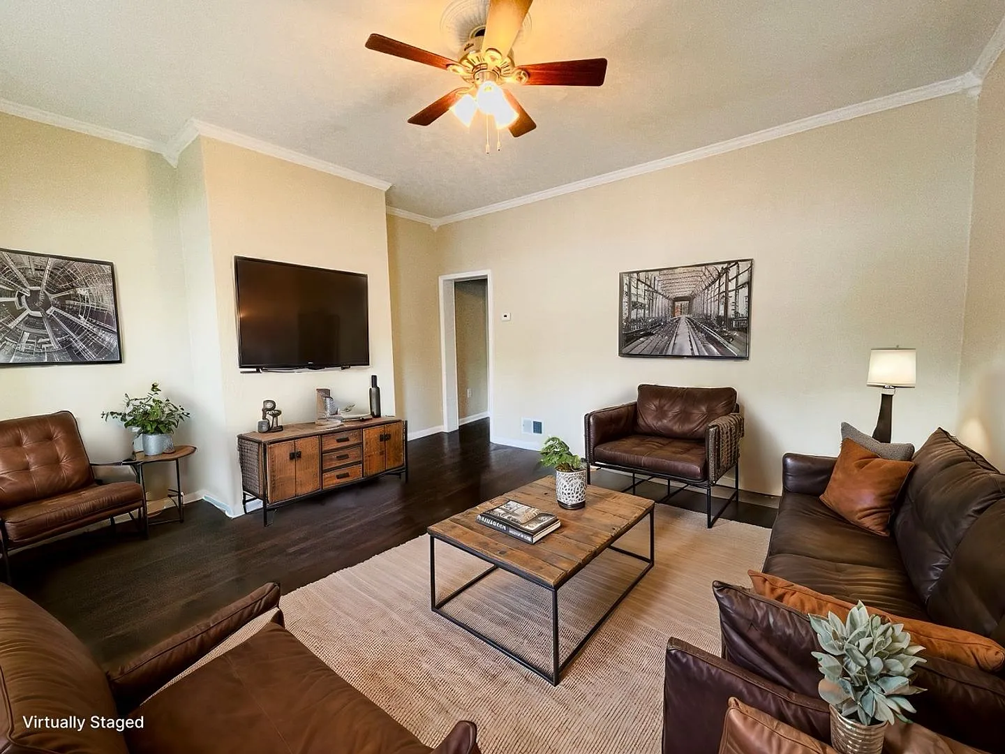 Newley Updated Home Minutes From The Waterfront! — Photo 4