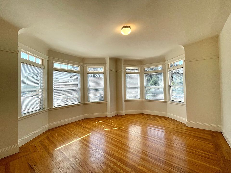 1st image of 3010 Fulton St APT 7