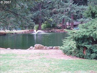 4th image of 802 NE 130th Ct