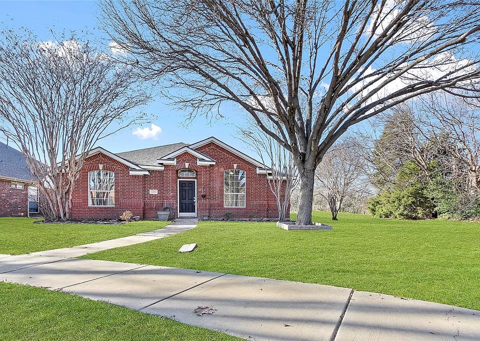 1st image of 1670 Peacock Ct