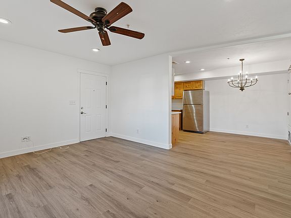 2nd image of 8204 N Cedar Springs Rd E #2