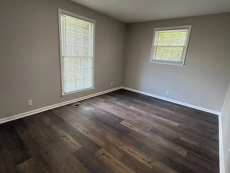 114 Payne Springs Rd — Photo 13
