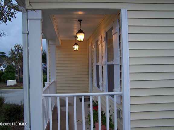 3rd image of 4414 Southern Pine Drive SE