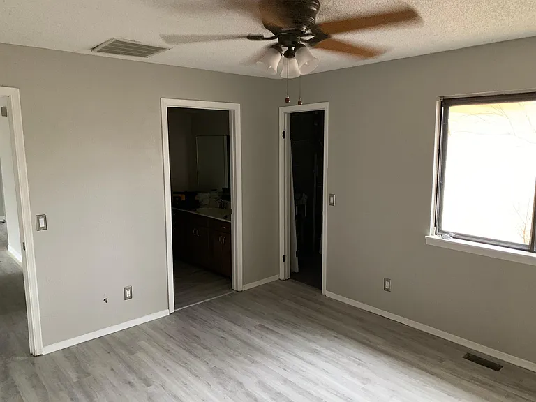 604 Compton Ave — Photo 7
