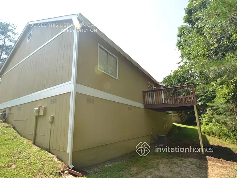 2805 Wildflower Ln — Photo 11