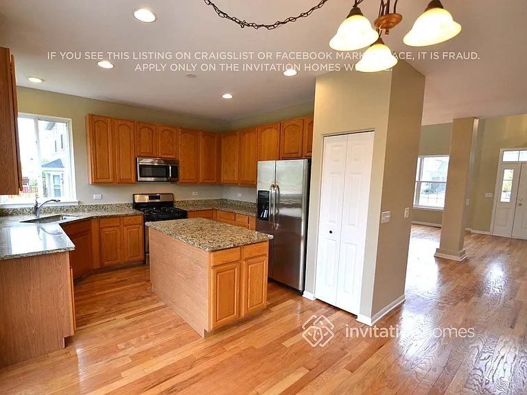 2671 Rosehall Ln — Photo 4
