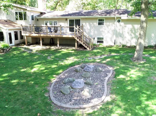 W265N6920 Thousand Oaks DRIVE, Lisbon, WI 53089