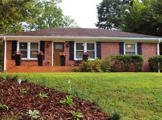 2287 Vistamont Dr, Decatur, GA 30033