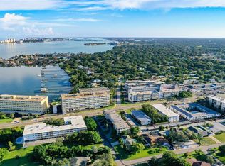 55 Harbor View Ln APT 205, Belleair Bluffs, FL 33770