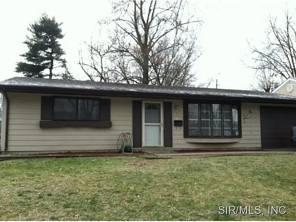 615 W Jefferson St photo 1