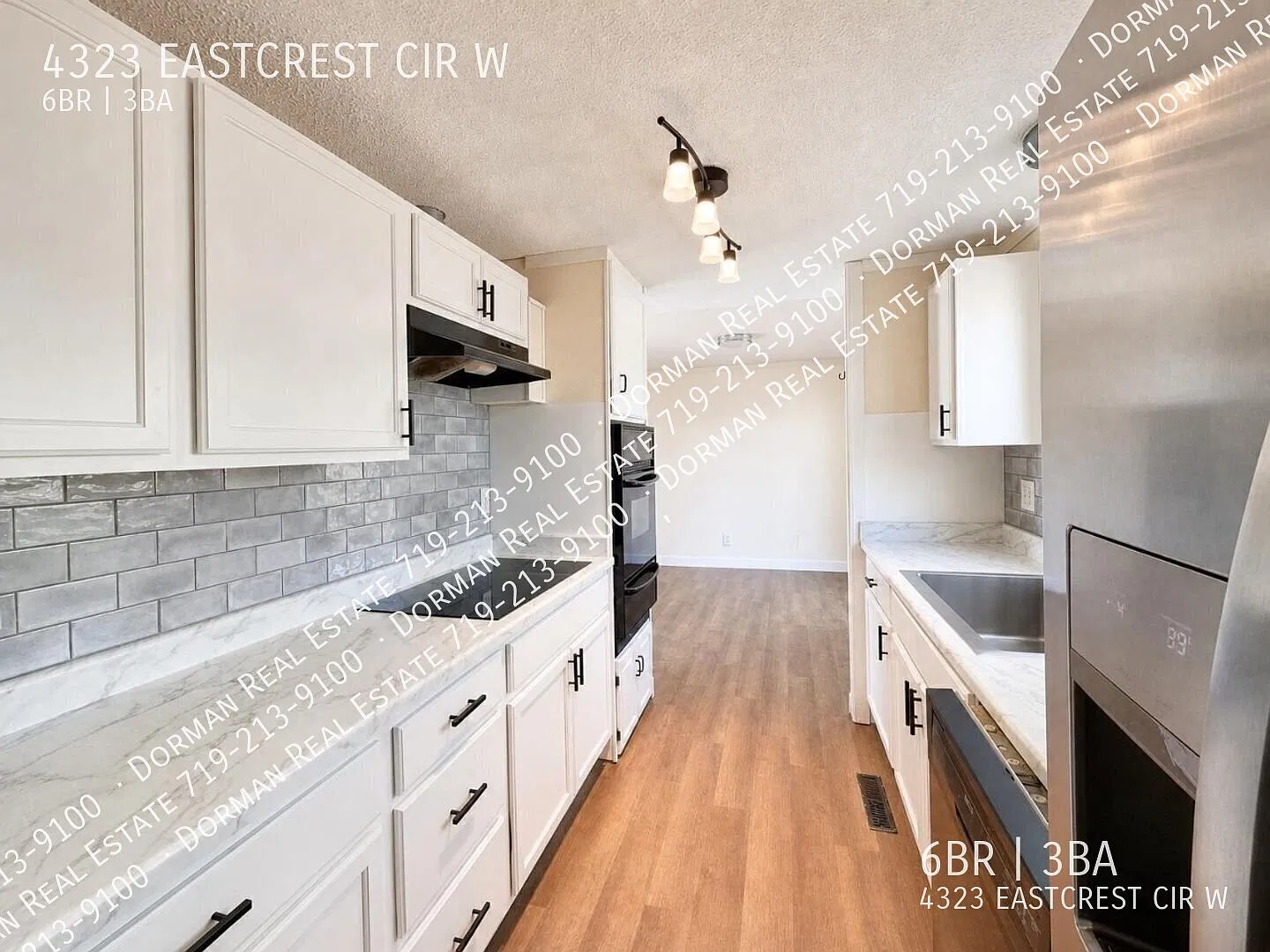 Move-In Special - First Month's Rent 50% Off - Spacious 6 Bedroom Home! — Photo 3
