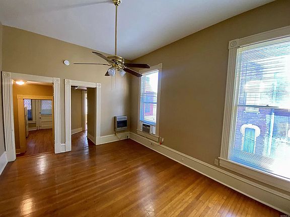 5th image of 305 E 7th St #3-4