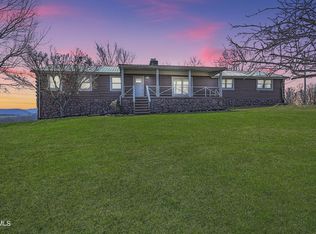 1365 W Allens Bridge Rd, Greeneville, TN 37743