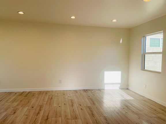 4th image of 1643 223rd St