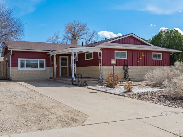 46 Loch Lomond Ln, Pueblo, CO 81001