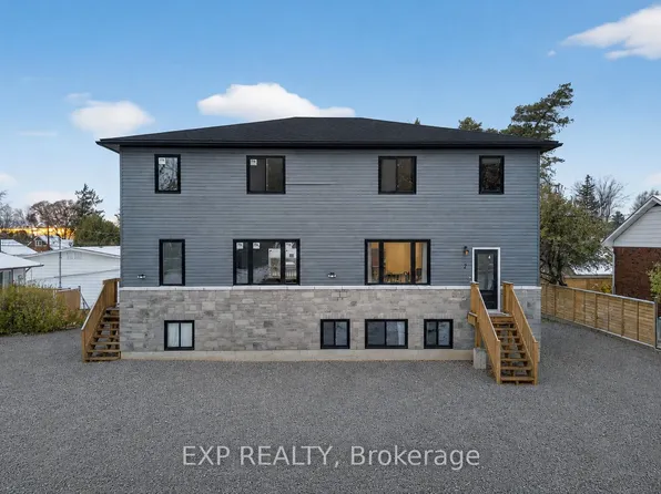 53 Lakeview Ave, Kingston, ON K7M 3T5