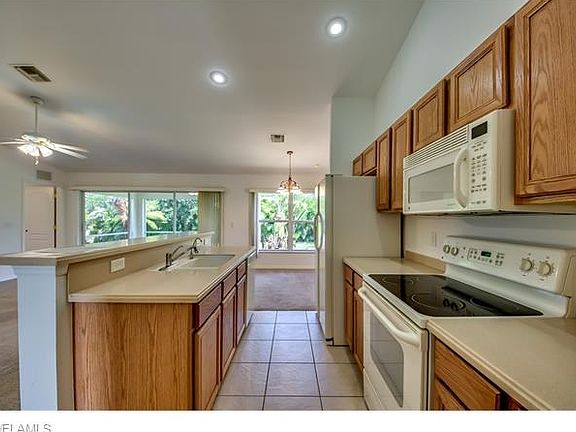 4th image of 1915 NW 16th Ter