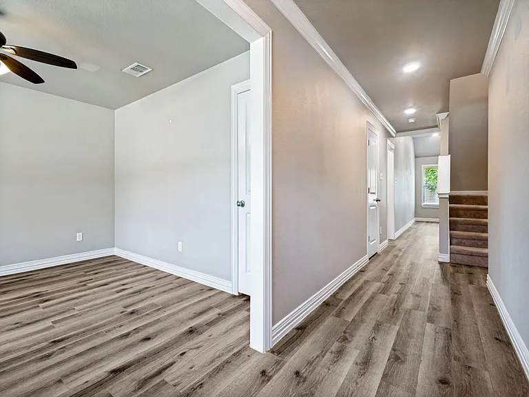 122 Elm Ln — Photo 6