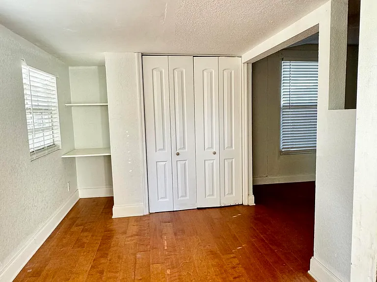 205 S Federal Hwy — Photo 21