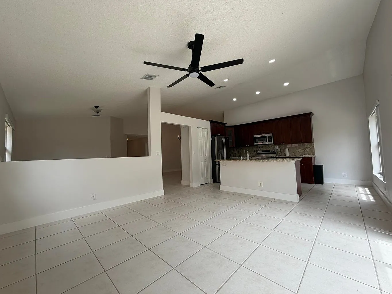 3 bed, 1707 sqft, $3,500 — Photo 3