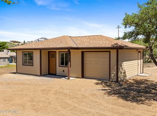 18290 S Niblick Drive, Peeples Valley, AZ 86332