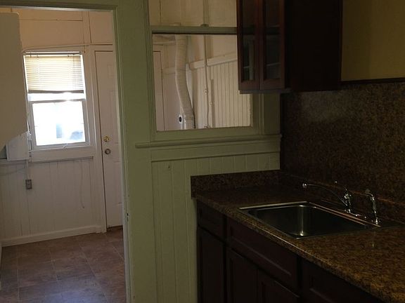 5th image of 1901 G St APT 03