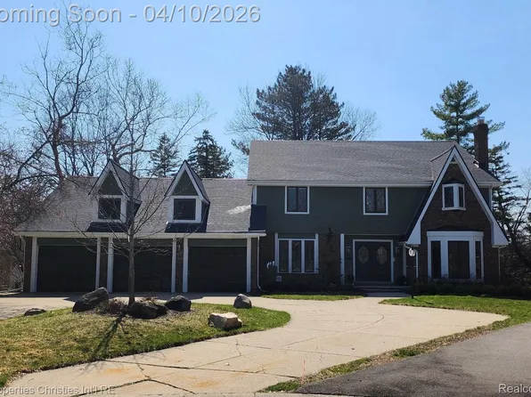 5304 High Court Way, West Bloomfield, MI 48323
