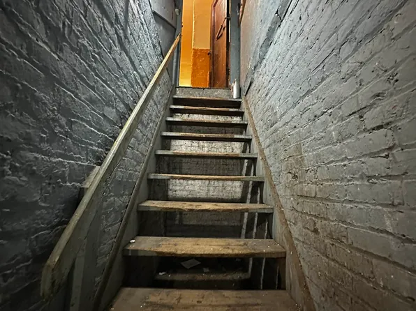 41-25 52nd Street image 22 of 24