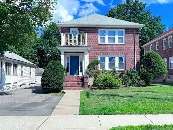 166-168 E Side Pkwy, Newton, MA 02458