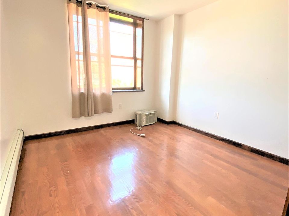 1st image of 907 59th St #3F