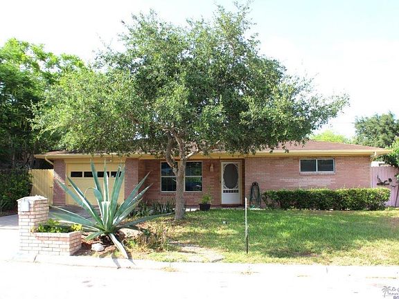 5th image of 105 E Hoogland Ave