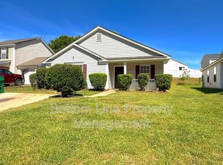 11822 Stewarts Crossing Dr, Charlotte, NC 28215