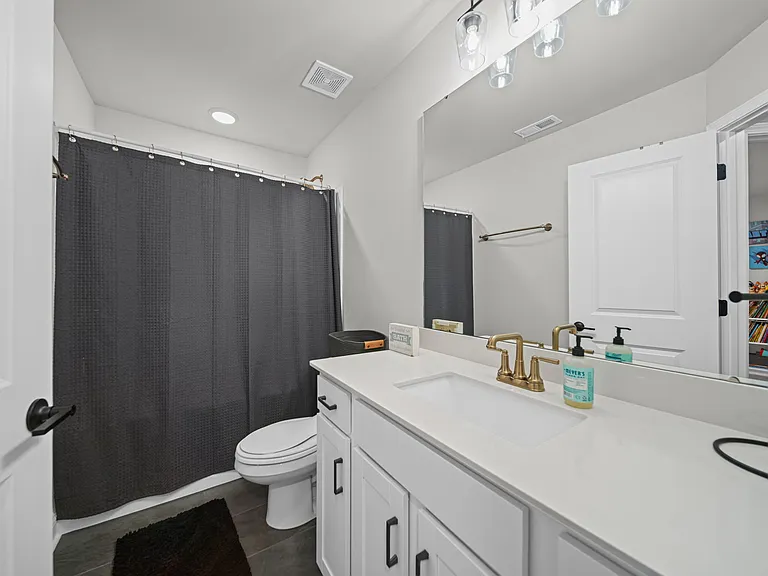 10037 Mamillion Dr — Photo 20