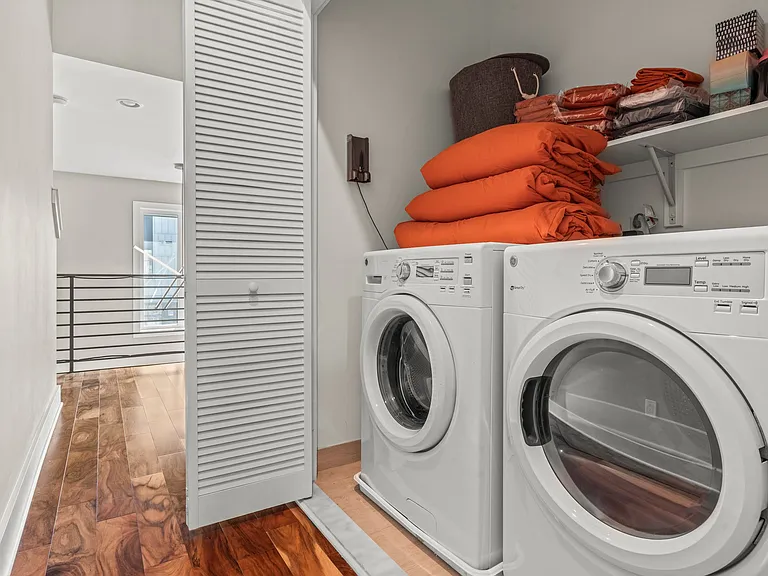 2nd floor laundry closet