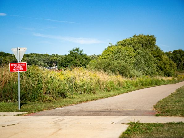 madison-wisconsin-353700159 picture