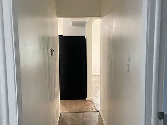 4th image of 1416 S Liddesdale St